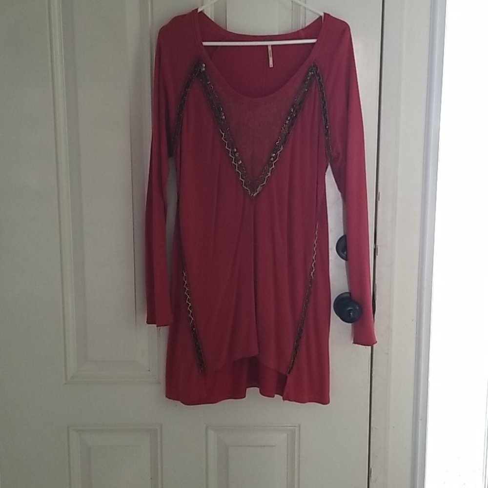 Maroon free people tunic